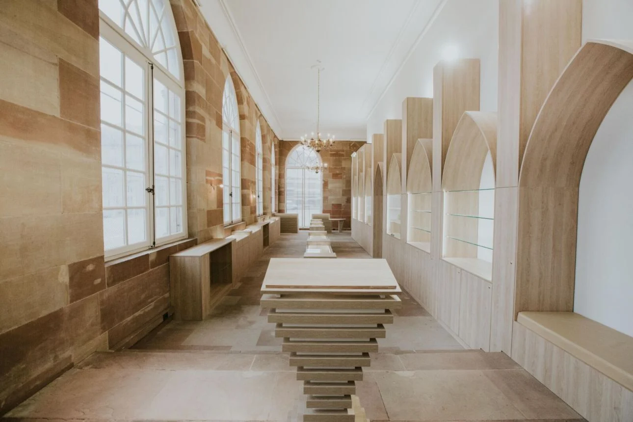 Agencement de l'echoppe de la Cathédrale de Strasbourg